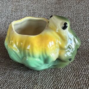 Cute Vintage McCoy Frog & Lotus Shaped Ceramic Planter 40's Era Yellow & Green